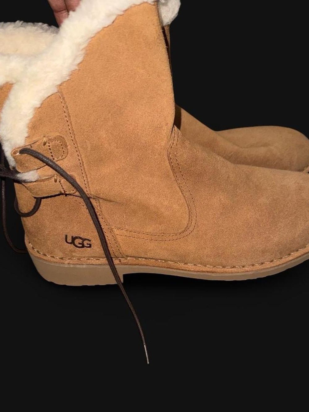 UGG Women's Naiyah Suede Boot - Chestnut